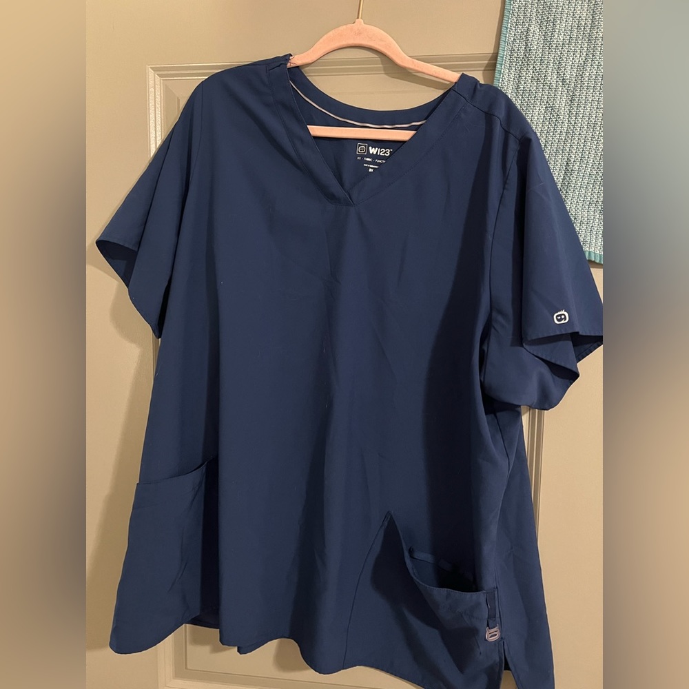 Wonderwink W123 navy top 3x